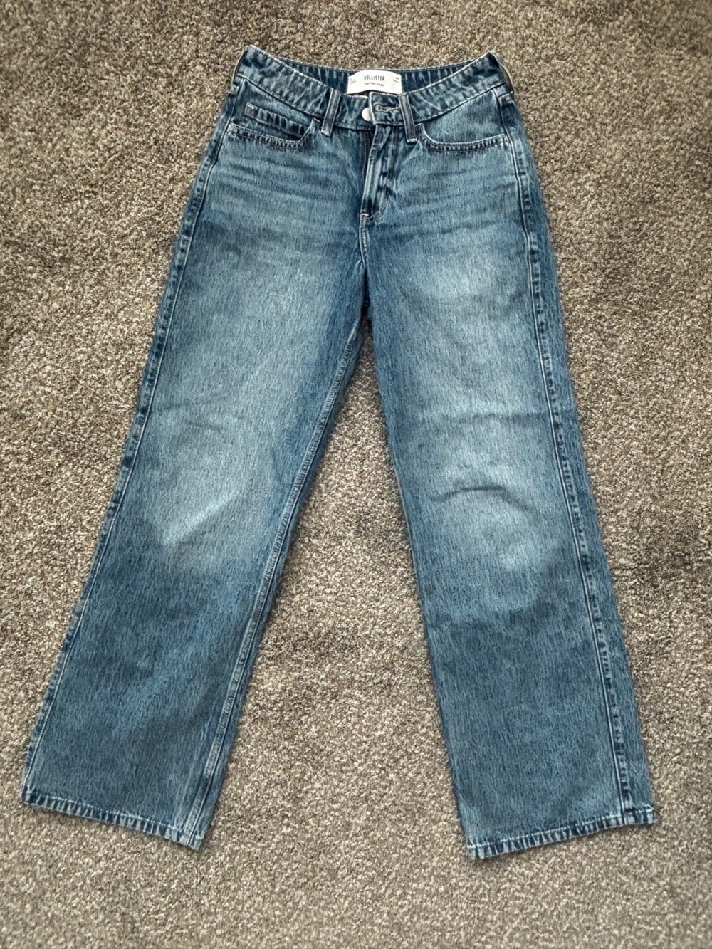 Hollister High rise baggy jean 25 wide regular length 2025 great shape